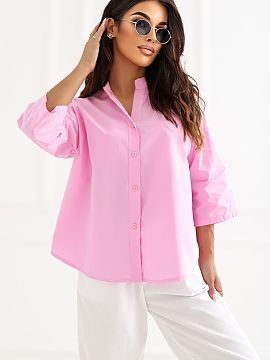 Dámske tričko Factory Price  Košeľa pre ženy v klasickom strihu je elegantná a univerzálna ponuka, ideálna nielen na každý deň, ale aj do práce. Jej hladký vz