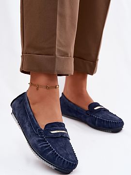 Mokasíny Step in style  Topánky pre dámy z prírodného semišu od značky S.Barski sú elegantnou a pohodlnou voľbou na každý deň. Mäkký materiál im dodá