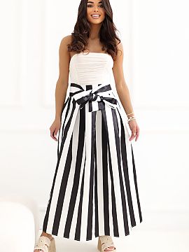 spódnica Factory Price  Dámska midi sukňa je štýlový a univerzálny návrh, ideálny nielen na každodenné nosenie, do práce, ale aj na elegantné príležit