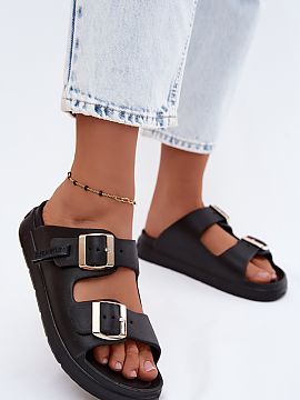 Klapky na platforme Step in style  Ženské sandále značky D.Franklin sú ideálnou letnou ponukou pre ženy, ktoré oceňujú pohodlie a moderný štýl. Vyrobené z ľahke