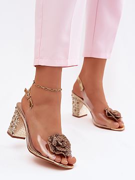 Sandále na opätkoch Step in style  Priehľadné dámske sandále sú efektný návrh vytvorený s ohľadom na špeciálne príležitosti. Subtilný tvar v spojení s priehľad