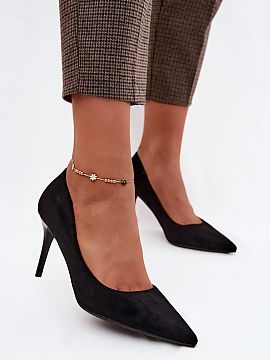 Ihličky Step in style  Špičkové podpätky vyrobené z imitácie zamšu sú štýlovou ponukou pre ženy, ktoré si cení eleganciu a klasické strihy. Vysoký p