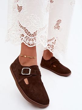 Poltopánky Step in style  Dámske poltopánky v štýle sabo vyrobené z eko semišu sú štýlovým návrhom pre ženy, ktoré oceňujú komfort a módny vzhľad. Vz