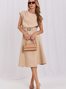 Šaty na deň Italy Moda  Elegantné a univerzálne midi šaty, ktoré sa skvele hodia na každý deň, do práce alebo na elegantné stretnutia. Rozkvetlý strih kr�
