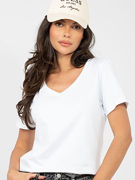 Tričko Rue Paris  Dámsky T-shirt casual je univerzálnou ponukou na každý deň, ktorá kombinuje pohodlie s nadčasovým štýlom. Hladký, minimalistický