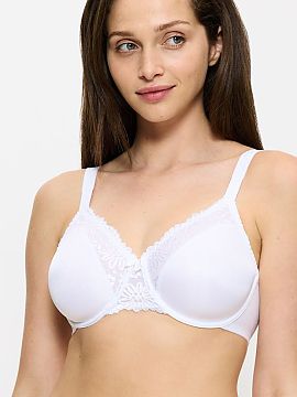 Soft Triumph  Podprsenka typu minimizer Ladyform Soft W X 10166306 je výnimočný model navrhnutý s ohľadom na pohodlie a perfektné priliehanie. Vďak