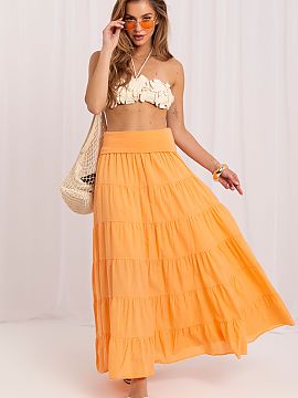 Dlhá sukňa Italy Moda  Vrstevnatá maxi sukňa v boho štýle je ľahký a ženský návrh na každý deň aj na menej formálne príležitosti. Vyrobená z hladke