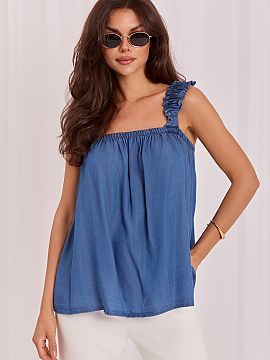 Top Italy Moda  Štýlový dámsky top v casualovom štýle je ideálnou ponukou pre ženy, ktoré oceniajú pohodlie a moderný, minimalistický dizajn. Hl