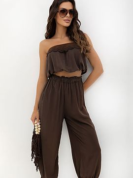 Sada Italy Moda  Elegantný a zároveň veľmi pohodlný dámsky set je vynikajúcou ponukou na každý deň pre ženy, ktoré oceňujú štýl casual a poho