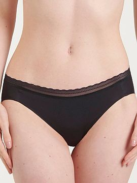 Bedrové nohavičky Sloggi  Figi Body Adapt Twist Hipster 10214617 je moderný model dámskeho spodného prádla, ktorý poskytuje výnimočný komfort a skvelé prilie
