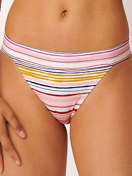 Spodný diel plaviek - bedrový Sloggi  Figové plavky Shore Candy Basslet 10211151 s mini strihom sú skvelou voľbou pre ženy, ktoré oceniajú pohodlie a moderný štýl. Tento