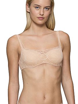 Bardotka / balconette Triumph  Podprsenka s vyztužením typu balconette Body Make-Up Illusion Lace 10219845-00NZ v módním pistáciovém odstínu je kombinací moderní 