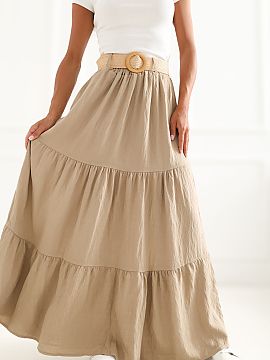 Dlhá sukňa Italy Moda  Levanduľová sukňa s vrstvami je ideálnou voľbou pre milovníčky boho štýlu a pohodlných, ženských outfitov. Maxi dĺžka a hladk�