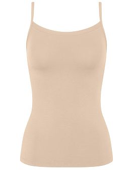 Tričko Triumph  Top Sense of Modal Spaghetti 10224795-0026 od Triumph je spojením jemné elegancie, minimalistického štýlu a výnimočného pohodlia. Vy