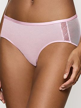 Bedrové nohavičky Triumph  Figi typu hipster Palina Cosmic Heartbeat 10222494-3538 od Triumph je kombináciou moderného strihu, každodennej pohodlnosti a jemne zmyse
