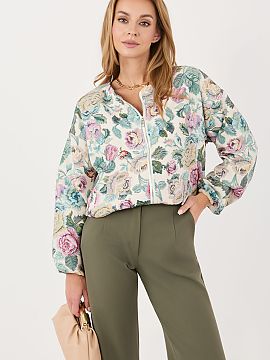 Bunda Italy Moda  Módna dámska bunda typu bomber, ideálna na jar/leto. Navrhnutá v casualovom štýle, skvele sa hodí do každodenných outfitov, dodáva