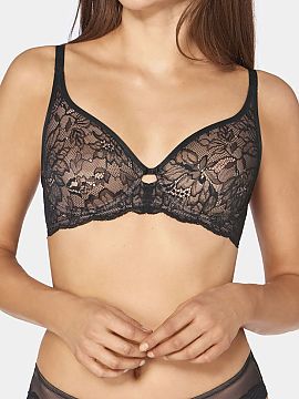 Soft Triumph  Nevyplnený podprsenka Triumph Amourette Charm W02 10199586 je elegantný model typu soft, ktorý ohromuje ľahkosťou, dokonalým priliehan