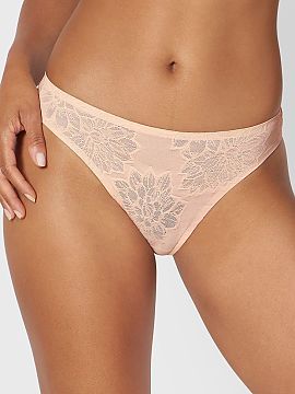 Bedrové nohavičky Triumph  Klasické figy s kvetinovým vzorom sú elegantnou ponukou, ktorá kombinuje ženský štýl s výnimočným pohodlím nosenia. Vyrobené z 