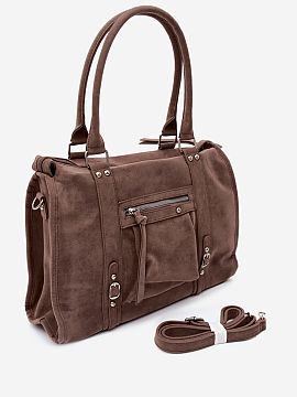 Kabelka na deň Step in style  Veľká kabelka vyrobená z imitácie zamszu je praktický a štýlový doplnok, ktorý sa skvele hodí na každý deň. Priestranný strih 