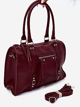Kabelka na deň Step in style  Veľká kabelka vyrobená z imitácie kože je praktický a štýlový doplnok, ktorý sa skvele hodí na každodenné nosenie. Priestranný
