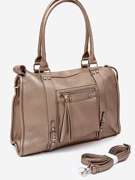 Kabelka na deň Step in style  Veľká kabelka vyrobená z imitácie kože je praktický a štýlový doplnok, ktorý sa skvele hodí na každý deň. Priestranný strih p