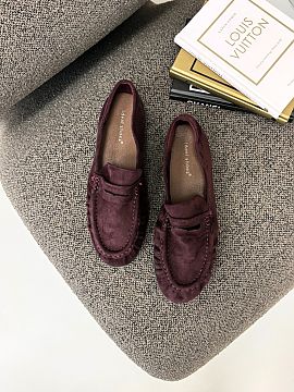 Mokasíny Step in style  Mokasíny pre dámy z ekokože sú nadčasovým modelom, ktorý ľahko zladiť s rôznymi štýlmi. Ich jednoduchý strih je ideálny nielen