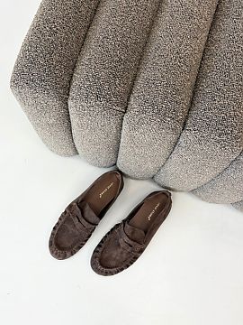 Mokasíny Step in style  Topánky pre dámy z ekokožeľe sú nadčasovým modelom, ktorý ľahko doladíte k rôznym outfitom. Ich jednoduchý strih je ideálny nie