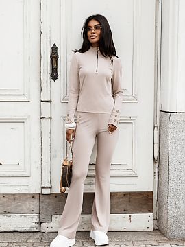 Sada LaBalancia  Dámsky kompletný set z viskózy je štýlovou ponukou pre ženy, ktoré oceniajú pohodlie, moderný dizajn a elegantný vzhľad. Mäkká,