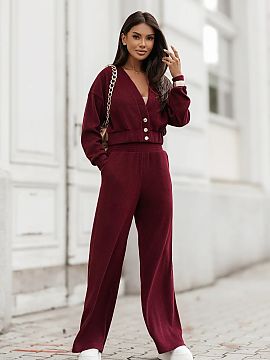 Sada LaBalancia  Objavte kompletný set MEGGI z kordu v elegantnom odtieni mäty, ktorý kombinuje štýl a pohodlie. Tento jedinečný set pozostáva z blú