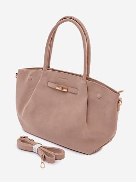 Kabelka na deň Step in style  Taška pre ženy typu shopper vyrobená z imitácie semišu je štýlový a priestranný doplnok, ideálny na každý deň. Tento model má 