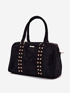 Kabelka na deň Step in style  Veľká dámska kabelka typu kufor vyrobená z ekokože je efektný a praktický doplnok pre ženy, ktoré oceňujú štýl a funkcionalitu.
