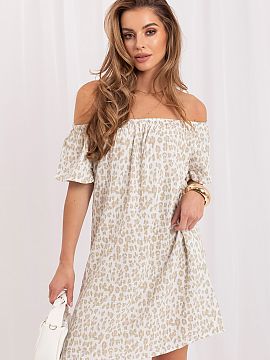 Šaty na deň Sublevel  Letné šaty oversize s motívom zvierat sú ponukou pre ženy, ktoré milujú módné vzory a pohodlné strihy. Voľný strih zabezpečuje 
