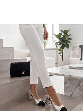 Lodičky na opätku Solea  Elegantné dámske členky sú klasickým modelom, ktorý dokonale kombinuje ženský vzhľad s pohodlím. Topánky vyrobené z ekologickej 