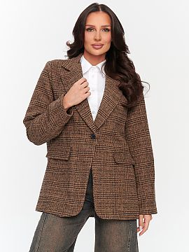 Blejzer Makadamia  Elegantný dámsky sako, ktoré skvele doplní každodenné i elegantné outfity. Klasický strih s trochu oversized charakterom zaručuje p