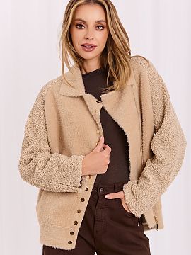 Bunda Factory Price  Bunda pre dámy z boucle látky je štýlovým návrhom pre prechodné obdobie jesennej-zimnej sezóny. Model je vyrobený z materiálu zmes