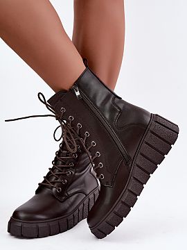 Topánky na platforme Step in style  Dámske topánky typu workery značky T.Sokolski vyrobené z prírodnej kože sú pohodlným modelom s výrazným, každodenným charakterom