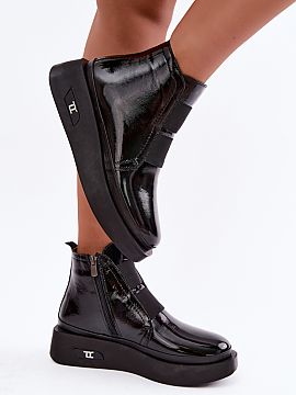 platforma topánky Step in style  Topánky značky Artiker vyrobené z prírodnej kože sú pohodlným modelom s moderným a výrazným strihom. Zvýšená platforma dodáva 