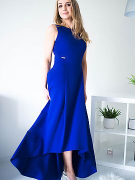 Spoločenské šaty Jersa  Jednoduché, ale elegantné šaty so zipsom na chrbte. Šaty na podšívke, s vypasovaným vrchným dielom odstrihnutým v páse. Šaty v ma