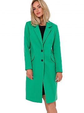 Kabát Moe  Dámsky flanelový kabát klasického strihu s polstrovaným golierom. Kabát má zapínanie na dva gombíky a dlhé rukávy. Kompletne pod